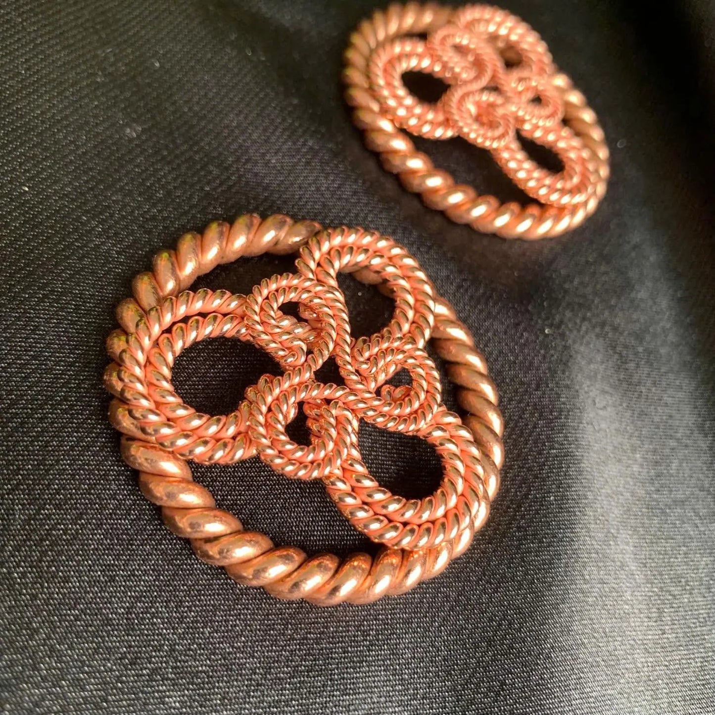 Heddeka Pendant