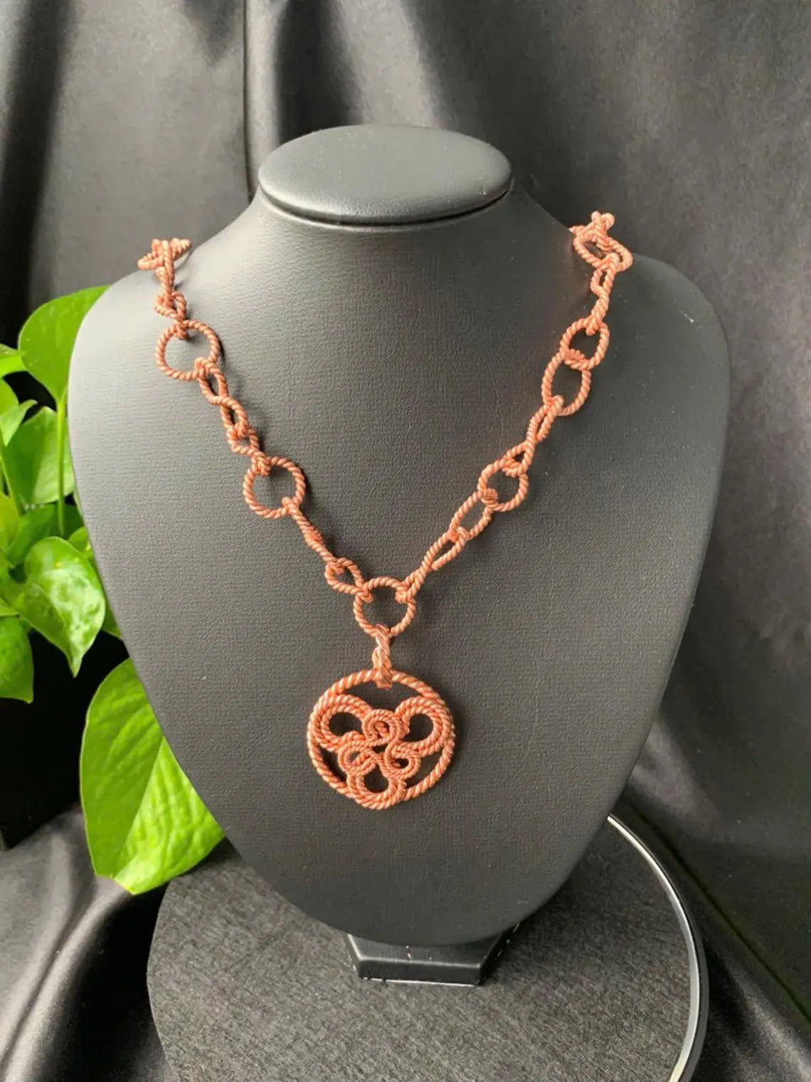 Heddeka Copper Pendant Necklace