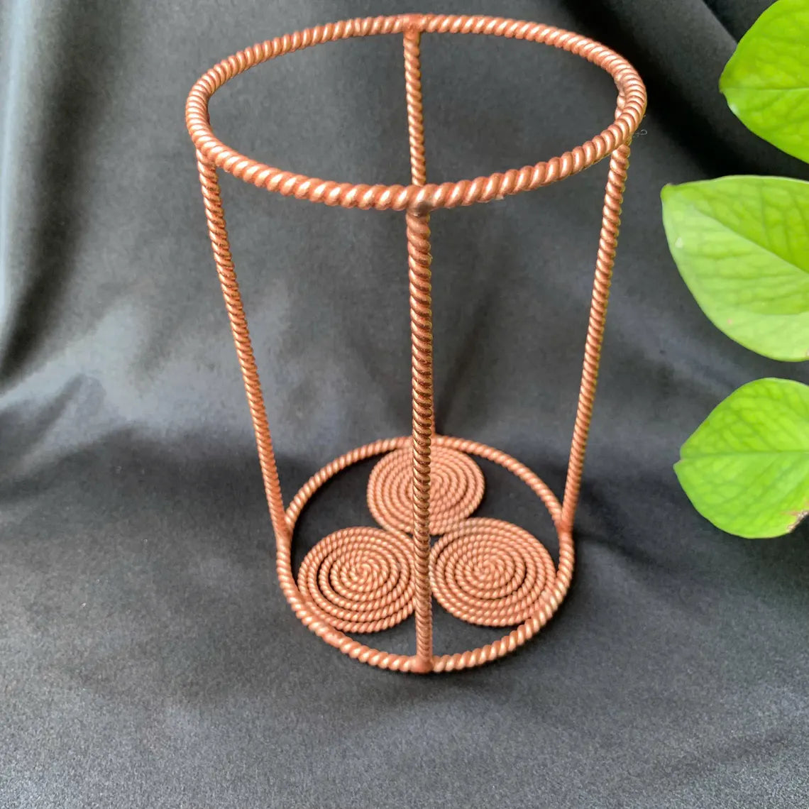 Tensor Ring Water Charger